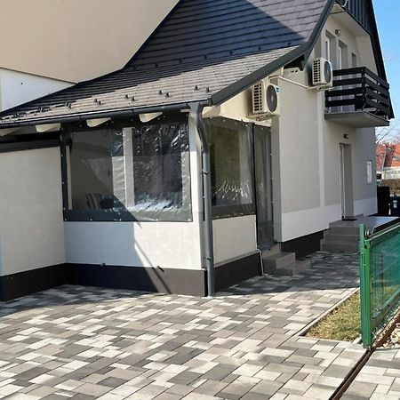 Komo Apartment Bük 外观 照片