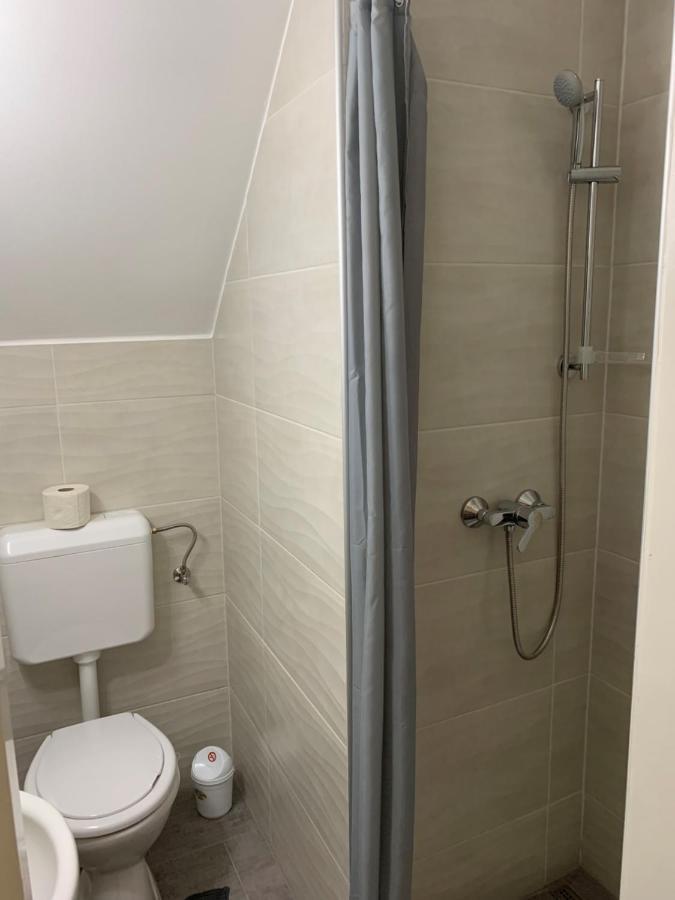 Komo Apartment Bük 外观 照片