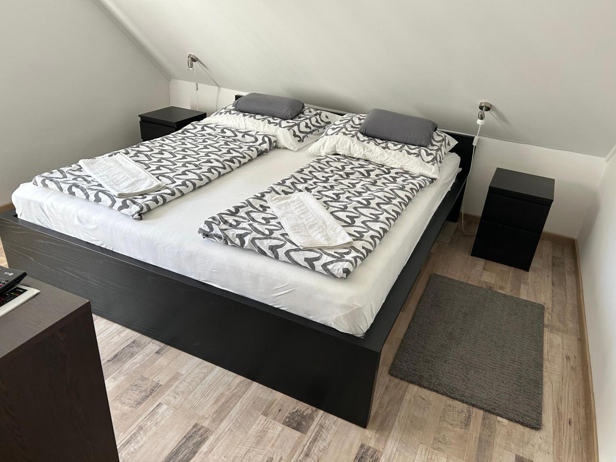 Komo Apartment Bük 外观 照片
